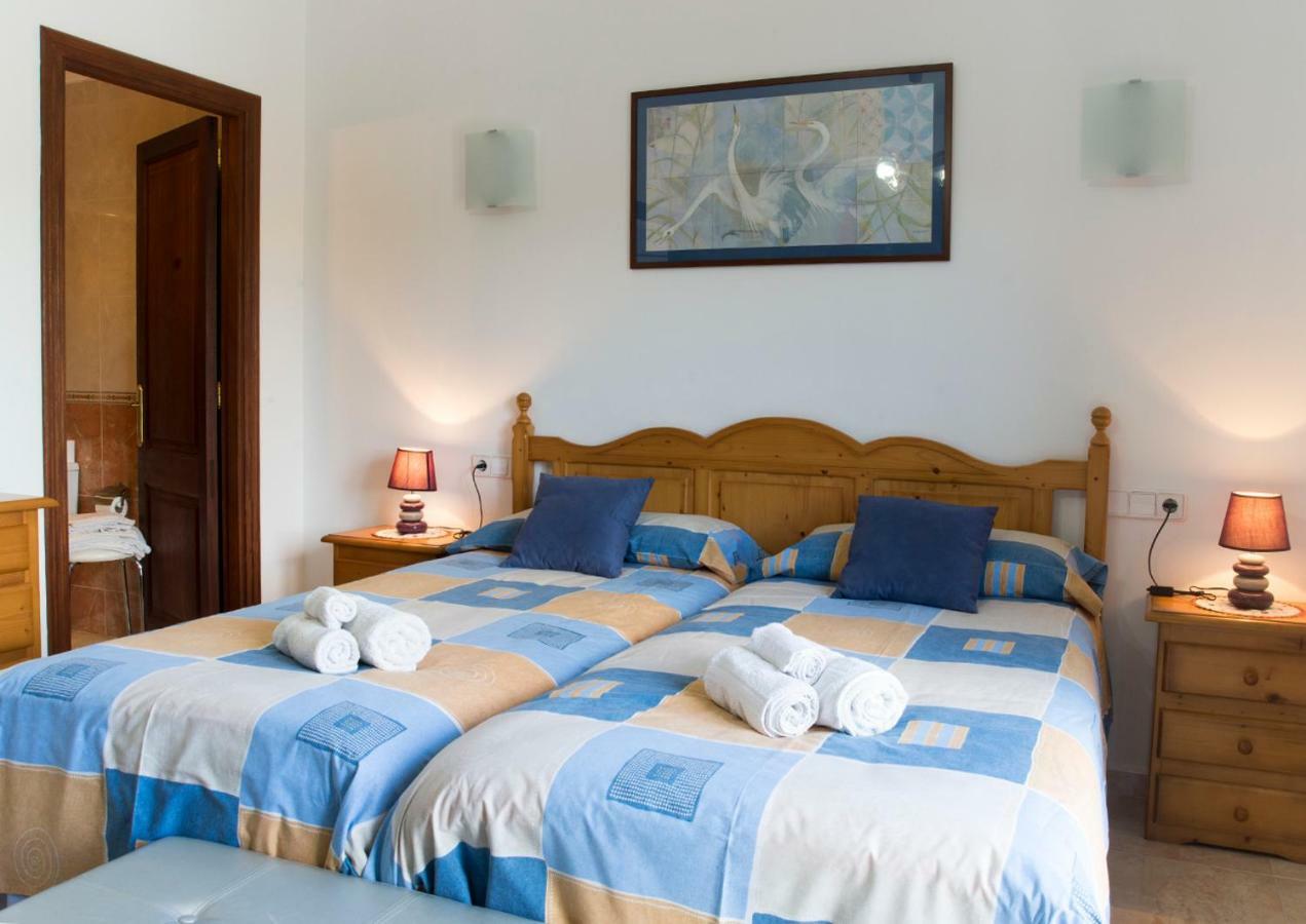 Apartamentos Vista Al Puerto Cala Figuera  Extérieur photo