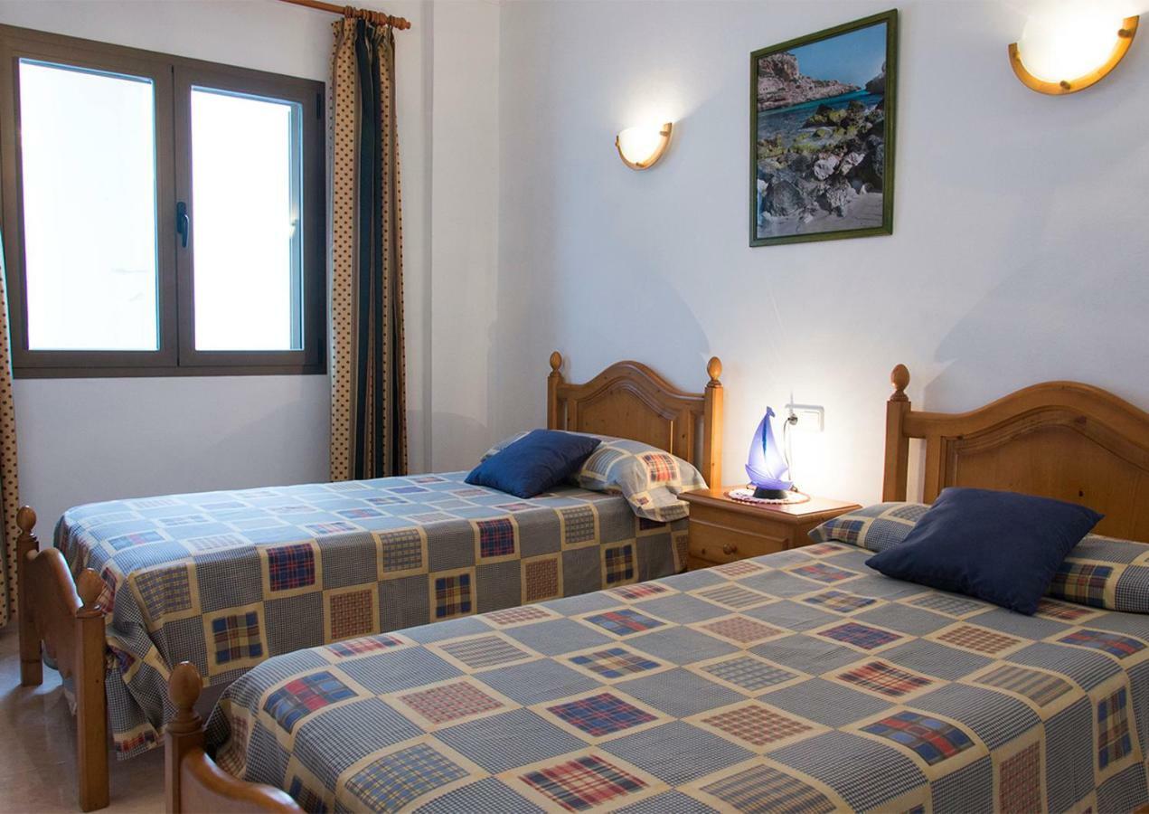 Apartamentos Vista Al Puerto Cala Figuera  Extérieur photo